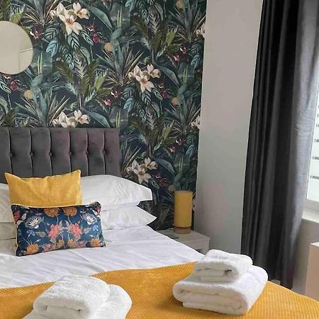Cayton Village Hide Away Buitenkant foto